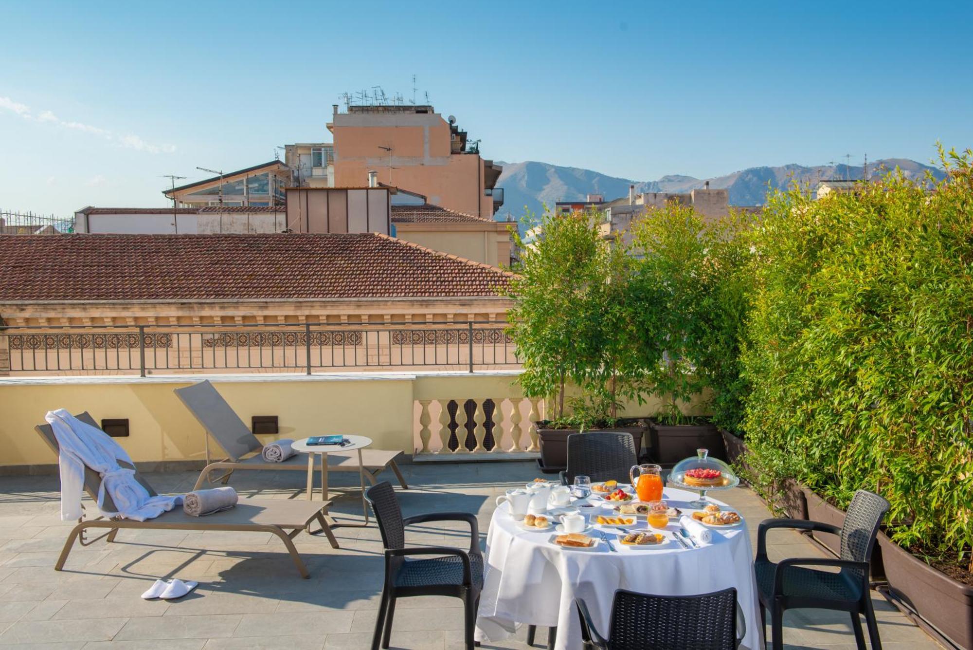 Grand Hotel Et Des Palmes Палермо Екстер'єр фото Rooftop terrace