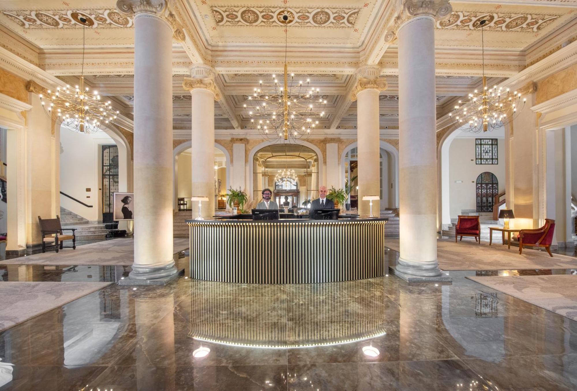 Grand Hotel Et Des Palmes Палермо Екстер'єр фото The lobby of the hotel